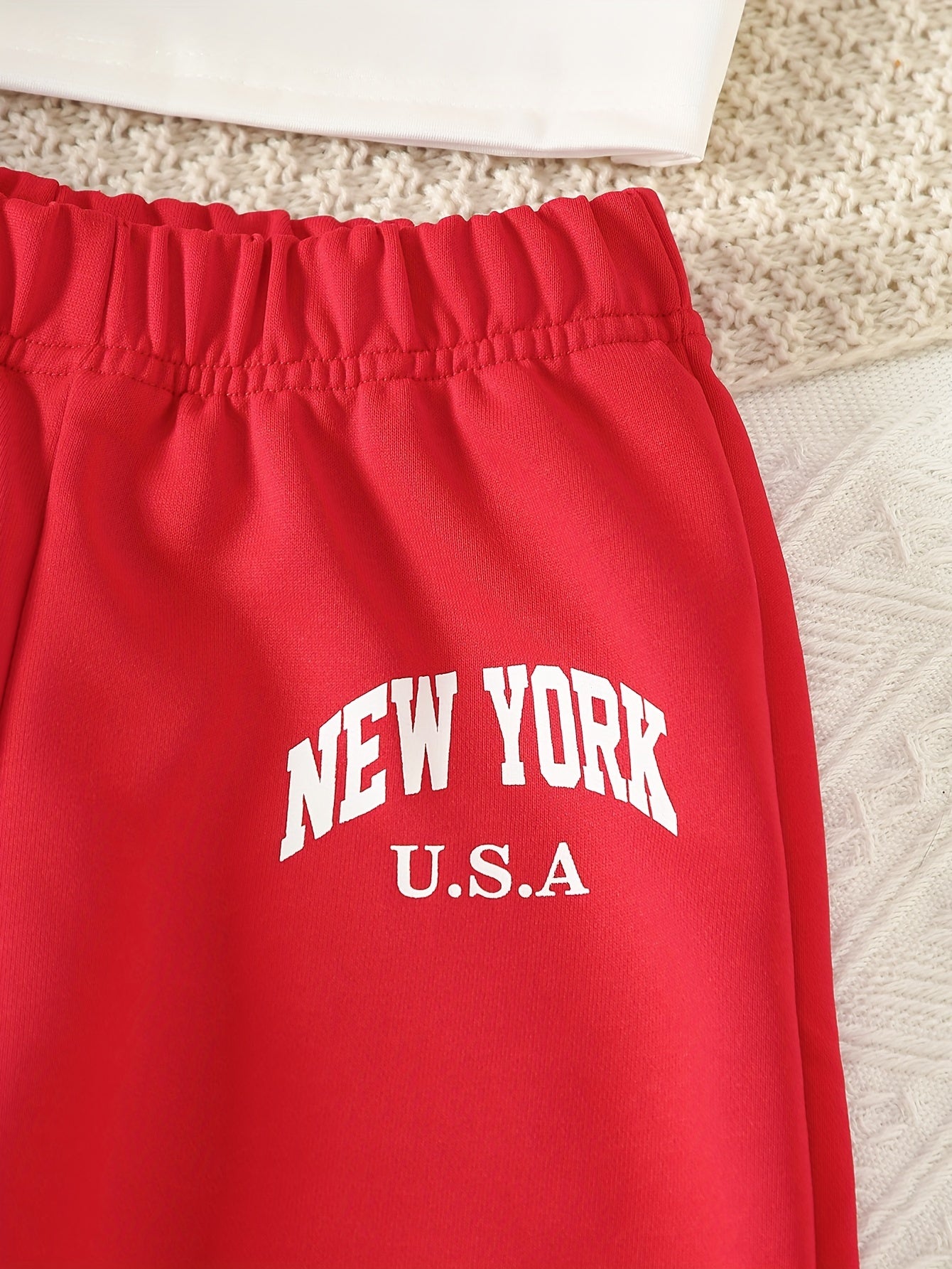 Girls' 3pcs Fashion Outfit, Short Hoodie and Tank Top with Athletic Pants Set, New York Print Casual Long Sleeve Top, Kids Spring/Summer/Autumn/Winter Clothing, Knitted Fabric, Stretchy, Letter Pattern, Regular Fit, Polyester