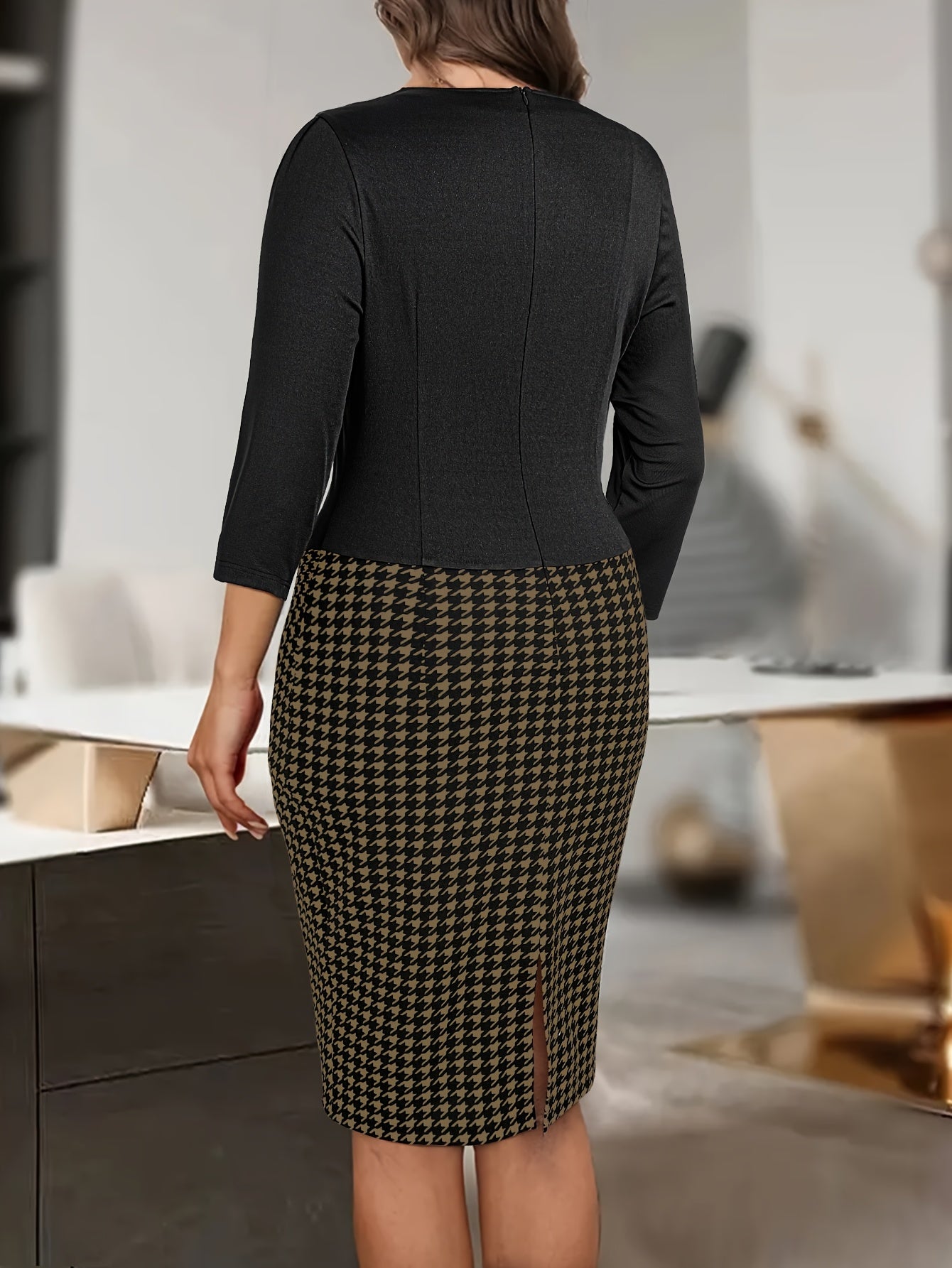 Plus Size Houndstooth Print Patchwork Bodycon Dress, Elegant Split Back 3/4 Sleeve Dress For Spring & Fall, Women's Plus Size Clothing