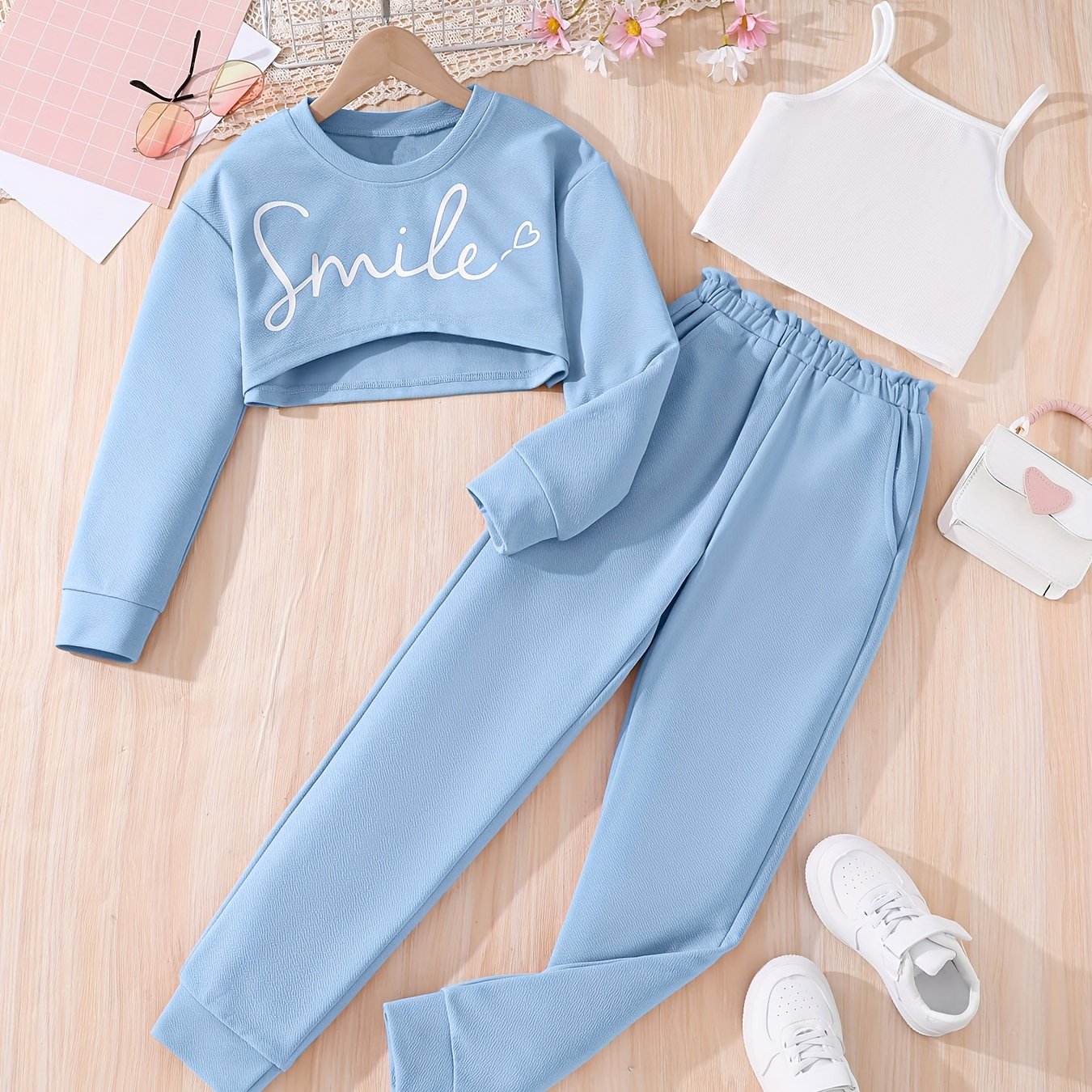 Girls 3pcs Cartoon Smile Pattern Long Sleeve Sweatshirt Comfy Pullover + Solid Vest＋Sweatpants Set For Spring Fall Outdoor Wear