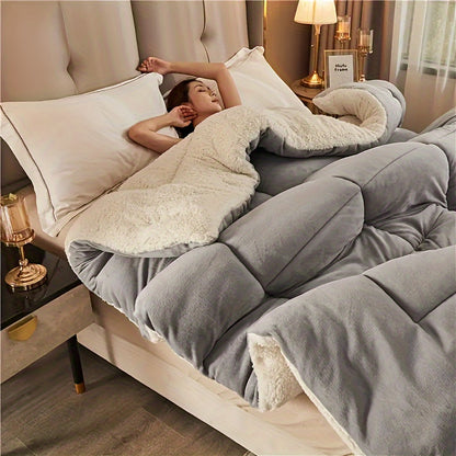 Reversible Plaid Comforter - Contemporary All-Season Quilted Duvet Insert with Box Stitch, Ultra Soft Milk Velvet Fabric, Medium Weight Polyester Fill, Machine Washable, Multipurpose - Available in 9 Sizes, Christmas Present