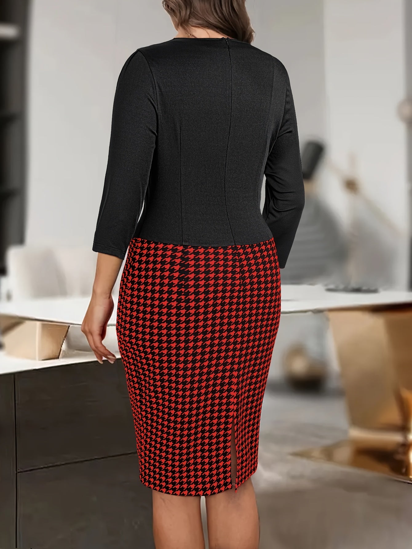 Plus Size Houndstooth Print Patchwork Bodycon Dress, Elegant Split Back 3/4 Sleeve Dress For Spring & Fall, Women's Plus Size Clothing