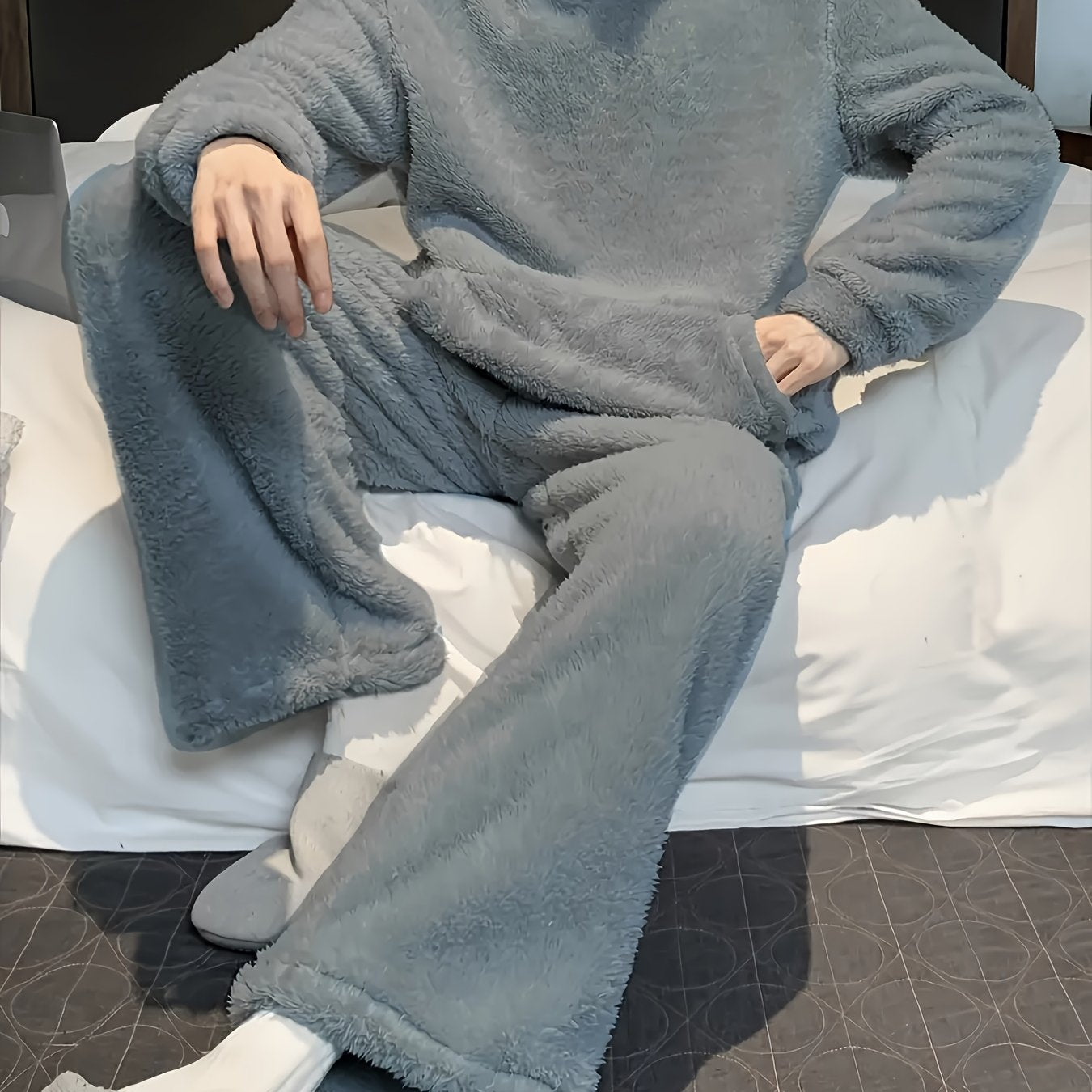 1set Men's Casual Fleece Pajama Set - Cozy Flannel Loungewear with Hooded Long Sleeve Top and Loose Pants, Solid Color, Polyester, Knitted Fabric, with Pockets, Regular Fit for Autumn/Winter