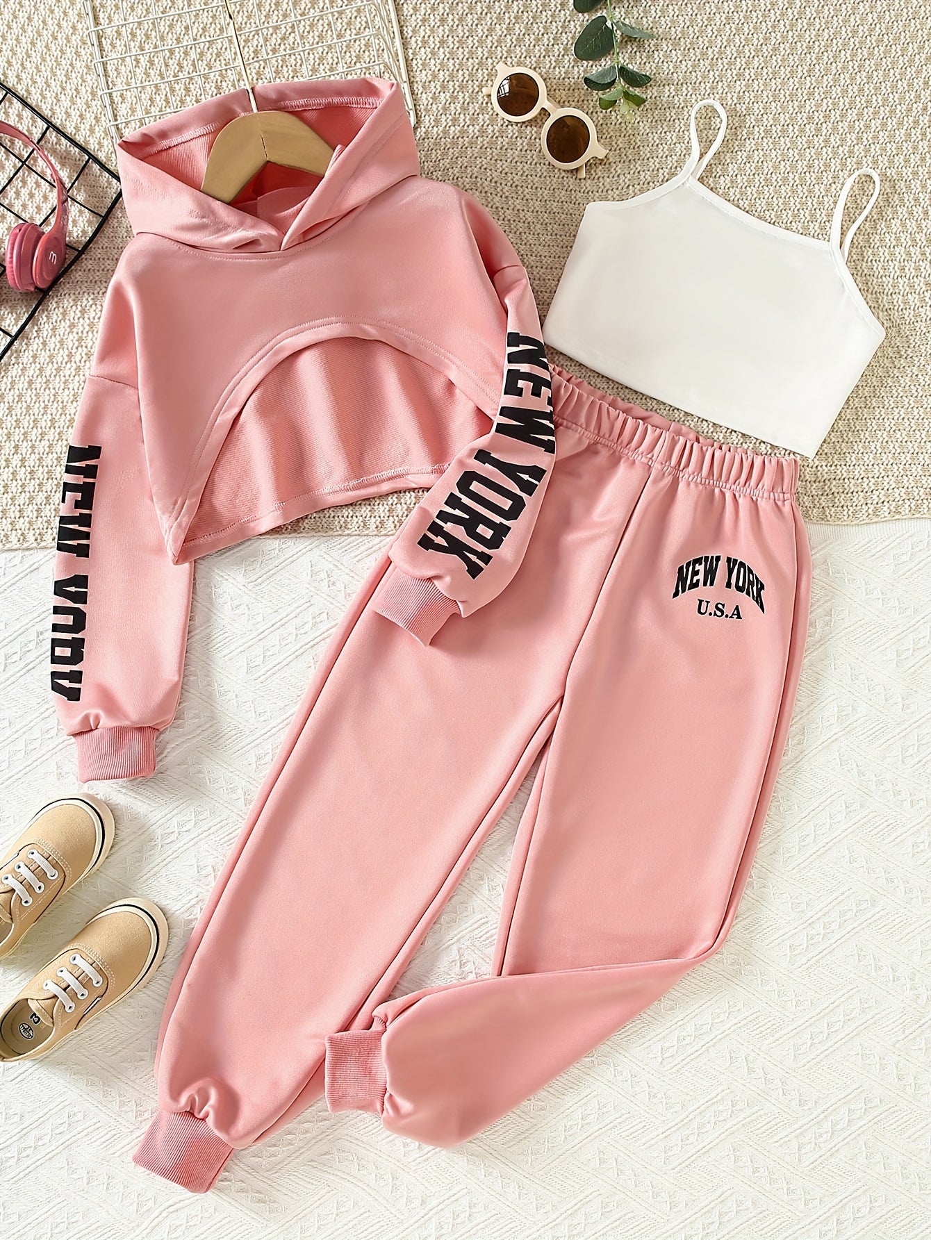 Girls' 3pcs Fashion Outfit, Short Hoodie and Tank Top with Athletic Pants Set, New York Print Casual Long Sleeve Top, Kids Spring/Summer/Autumn/Winter Clothing, Knitted Fabric, Stretchy, Letter Pattern, Regular Fit, Polyester