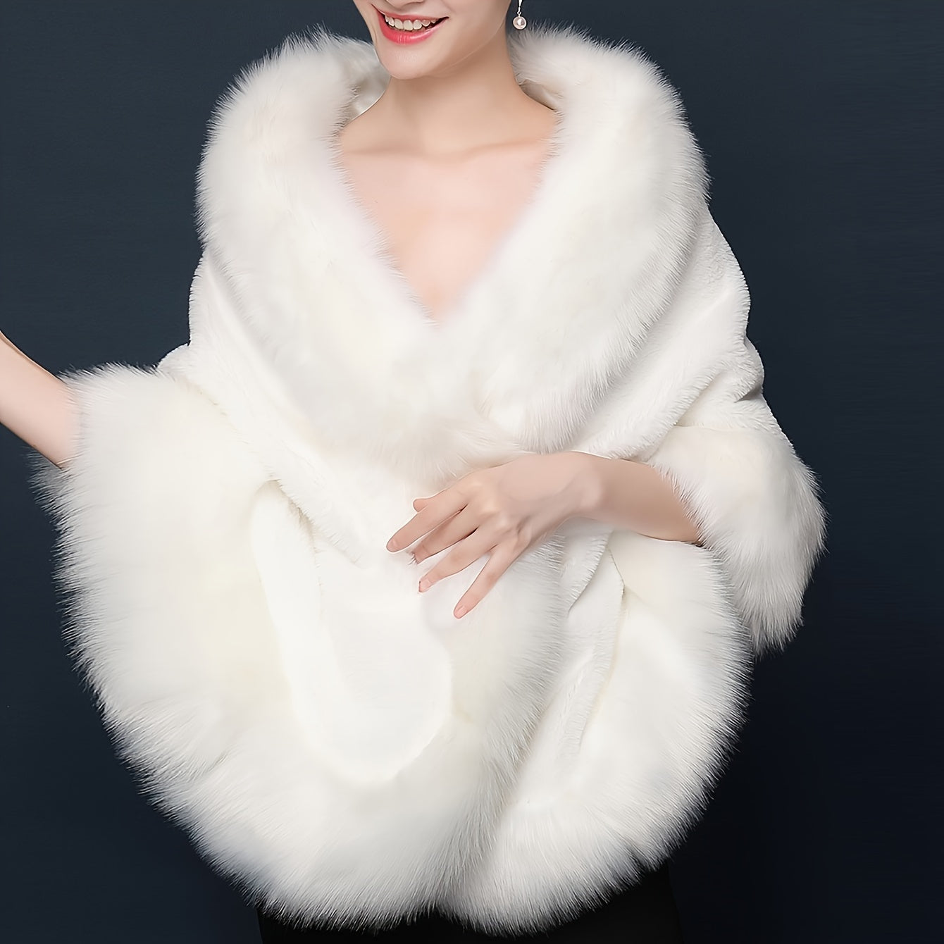Luxurious Baroque-Style White Faux Fur Shawl - Cozy, Windproof Cape with Large Buttons for Brides & Party Gatherings, Perfect for Fall/Winter Elegance, Wedding Cape