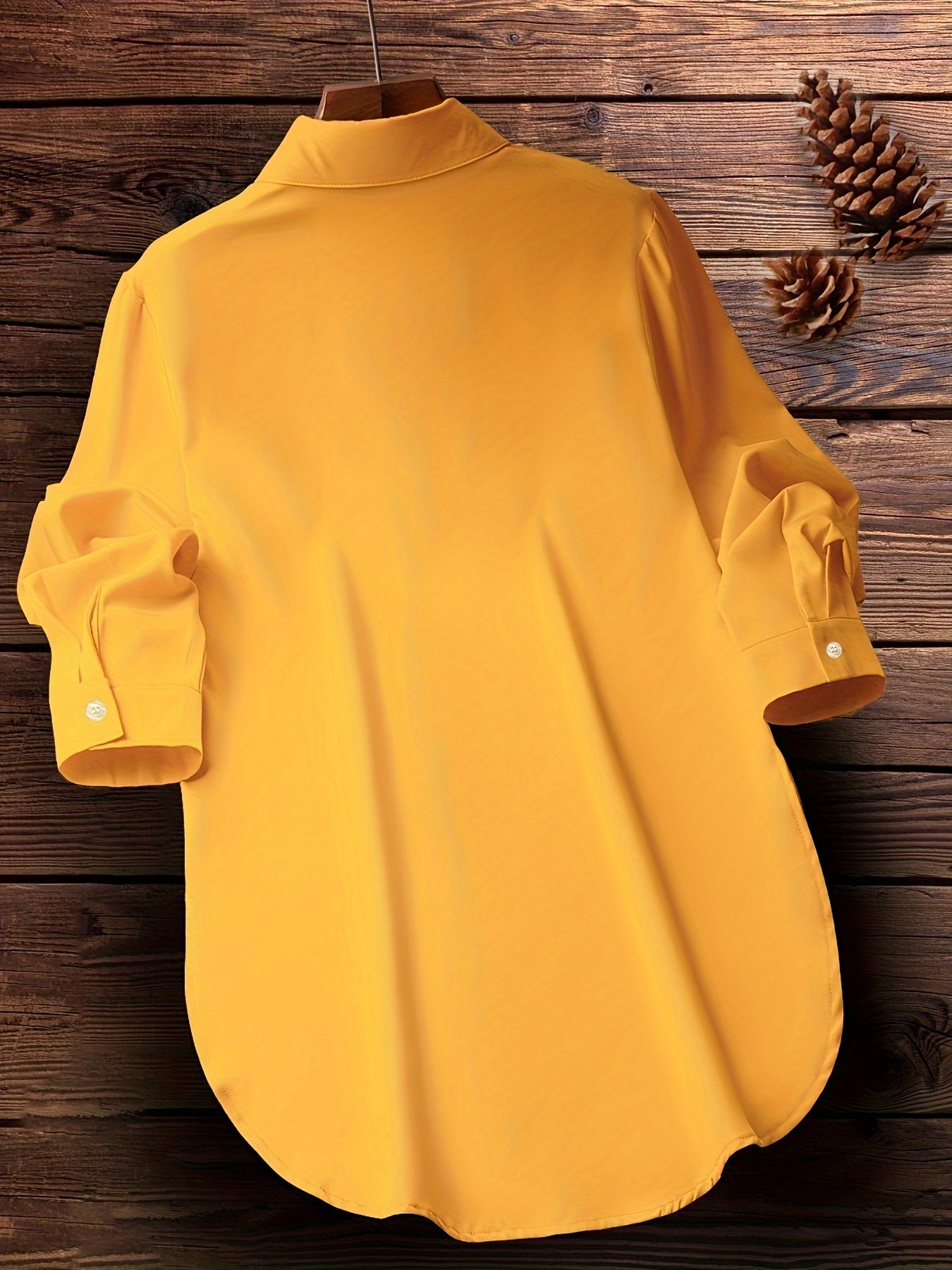 Blusa de talla grande con dobladillo curvo, informal, con cuello abotonado para primavera, ropa de talla grande para mujer.